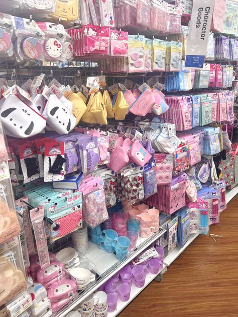 Miniso Stuff Toys, Emo Accessories, Stuff Toys, English Uk, Cute Dog Wallpaper, Cute School Stationary, Cool School Supplies, Stationary School, Cute Emo