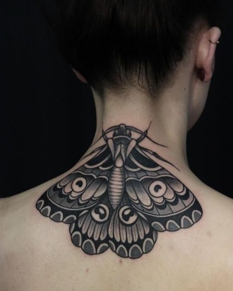 Moth Neck Tattoo, Neck Tattoo Cover Up, Different Styles For Men, Back Of Neck Tattoos For Women, Moth Tattoos, Neck Tattoo Ideas, Nape Tattoo, Moth Tattoo Design, Occult Tattoo