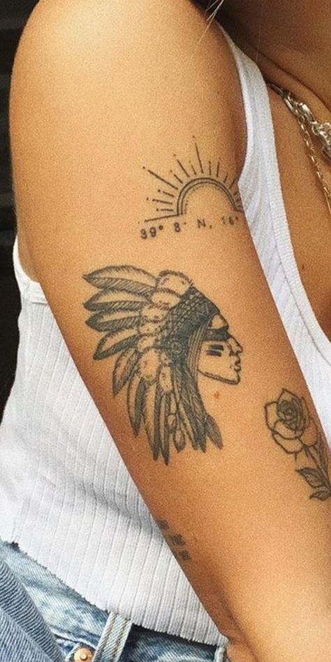 Native Indian Women Tattoo, Native American Small Tattoos, Indeginous Tattoo Ideas, Mohawk Indian Tattoo, Native American Sun Tattoo, Native Tribe Tattoo, Small Indian Tattoo, Western Indian Tattoo, Indigenous Tattoo Ideas For Women