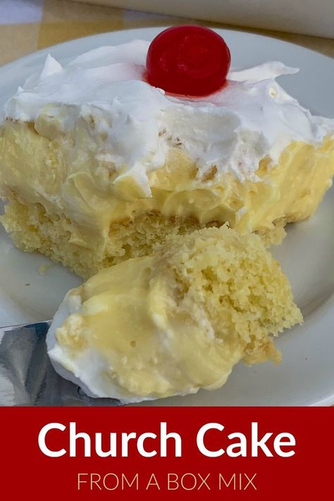 White Cake With Vanilla Pudding, Yellow Cake Mix Desserts, Preacher Cake, Yellow Cake Mix Recipes, Easy Delicious Cakes, Pineapple Dessert, Turtle Brownies, Cake Mix Desserts, Creamy Pudding