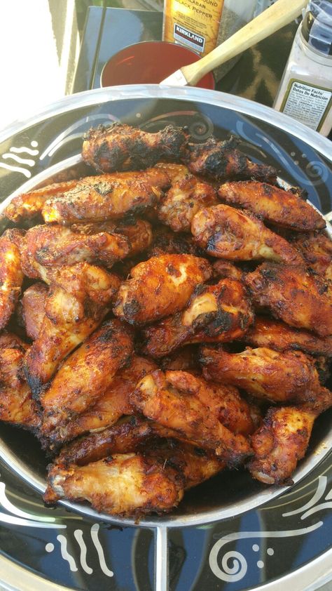 Bar b que chicken wings Chicken Wings Barbecue, Wings Barbecue, Bar B Que Chicken, Dinner For 6, Bar Image, Bar B Que, Bar B Q, Cooking Method, Bbq Recipes