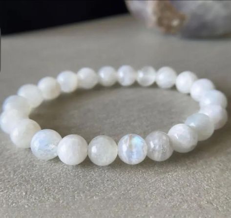 Moonstone bracelet Crystal Healing Stones, Moonstone Bracelet, How To Make Beads, Crystal Bracelets, Healing Stones, Crystal Healing, Moonstone, Healing, Gemstones