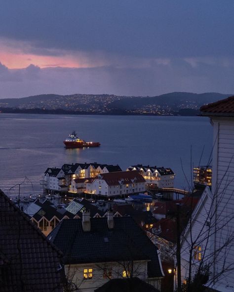 Norway Aesthetic Winter, Norway Aesthetic, Norway Bergen, Travel Norway, Bergen Norway, Aesthetic Winter, Norway Travel, Travel Places, Travel Adventure