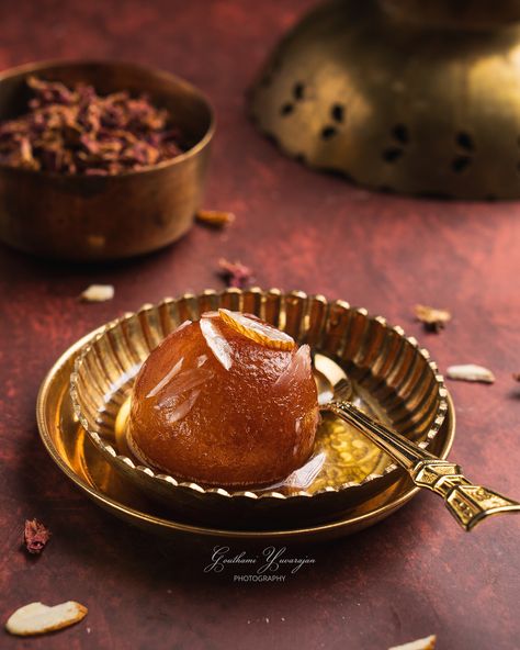 Gulab Jamun - Indian Dessert on Behance Punjabi Food Photography, Gulab Jamun Photography, Traditional Food Photography, Indian Food Photography, Gulab Jamun Recipe, Food Photography Composition, Food Reference, Jamun Recipe, Gourmet Food Plating