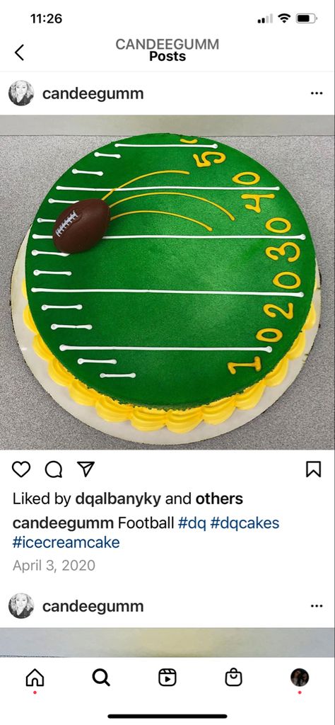 Simple Football Cake Design, Round Football Cake, Super Bowl Cakes, Superbowl Cake Ideas, Super Bowl Cake Ideas, Superbowl Cakes, Football Cookie Cake, Football Cake Decorations, Football Cake Design