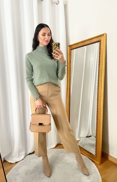 Classy Outfits - Sage Green Sweater Outfit with Beige Pants - Click for outfit details on the blog! Sage Green Sweater Outfit, Outfit With Beige Pants, Green And Beige Outfit, Green Sweater Outfit, Sage Green Sweater, Emerald Green Sweater, Spring Sweater Outfits, Green Pants Outfit, Sage Sweater