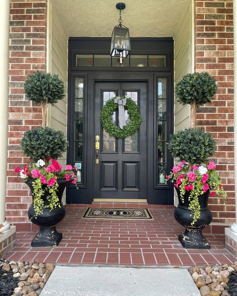 Topararies Front Porch, Outdoor Topiary Trees Front Porches, Topiary Ideas, Outdoor Topiary, Bubble Tree, Faux Boxwood, Front Porch Design, Boxwood Topiary, Topiary Trees