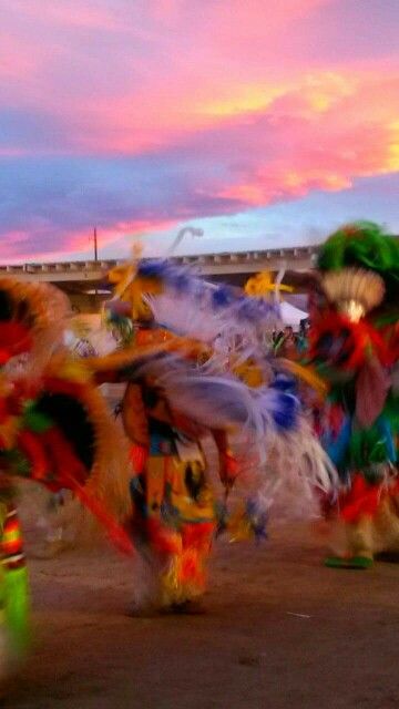 Numaga Indian Days Pow Wow Pow Wow Photography, Pow Wow Aesthetic, Indeginous Day, Indigenous Culture Aesthetic, Powwow Aesthetic, Land Back Indigenous, Navajo Aesthetic, Pow Wow Dancers, Stalking Wolf