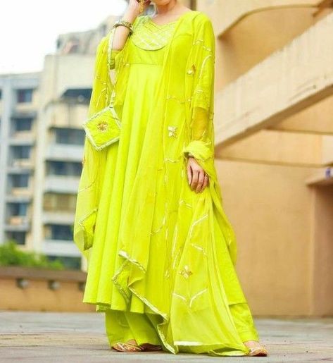 Green Colour Outfit, Colour Outfit Ideas, Green Colour Dress, Neon Color Dress, Suit And Dress, New Suit Design, Colour Outfit, Dress Design Ideas, Plain Suit