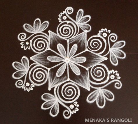 Dots Rangoli – Menaka's Rangoli