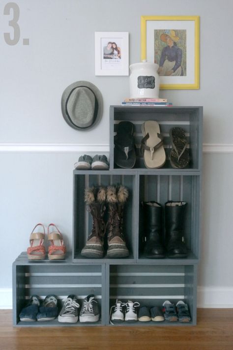 Milk Crate Furniture, Zimmer Diy, Diy Shoe Rack, Crate Ideas, Crate Furniture, Shoe Shelf, Wooden Crates, Wooden Crate, Mud Room