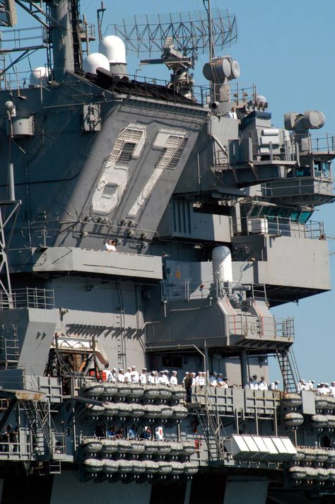 Naval Station Norfolk, Navy Carriers, Industrial Landscape, Navy Day, Navy Aircraft Carrier, Go Navy, Us Navy Ships, Abandoned Ships, Industrial Architecture