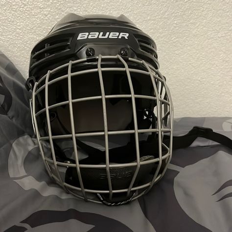 Bauer hockey helmet jr size boys Hockey Helmet, Bicycle Helmet, Hockey, Black Color, Conditioner, Good Things, Clothes Design, Color, Black