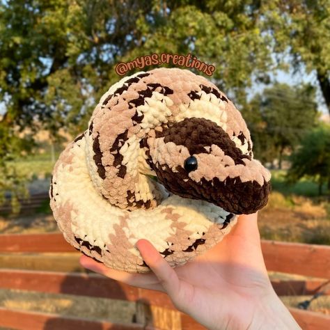 Ball python!! All plushies are currently 25% off in my Etsy shop! Link in bio to order 💜 Pattern by @toyslittlemiracle 💜💜💜 Tags~~ #crochet #amigurumi #ballpython #snake #crochetersofinstagram #smallbusiness #etsy #etsycrochet #crochetsnake #reptile #pet #petlovers #crochetpattern #pattern #plushies Crochet Ball Python, Ball Python Crochet, Danger Noodles, Crochet Ball, Python Snake, Ball Python, Fiber Arts, Crochet Animals, Crochet Ideas