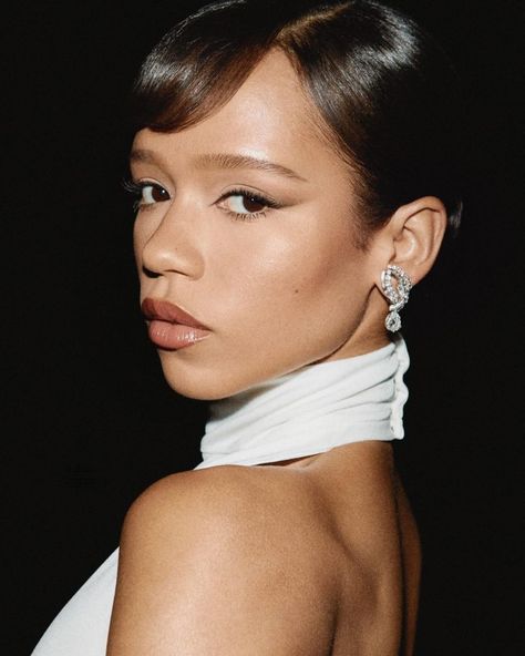 THE TAYLOR RUSSELL POSE | it wouldn’t be taylor russell without her signature pose, the backless dress and look over the shoulder is gonna eat every time! 🏹🦢 🏷️ | #taylorussell #pose #backlessdress #signaturepose #beauty #gorgeous #elegance #shoulderlook Taylor Russell, February 19, Nails Nails, Backless Dress, Nails, Hair