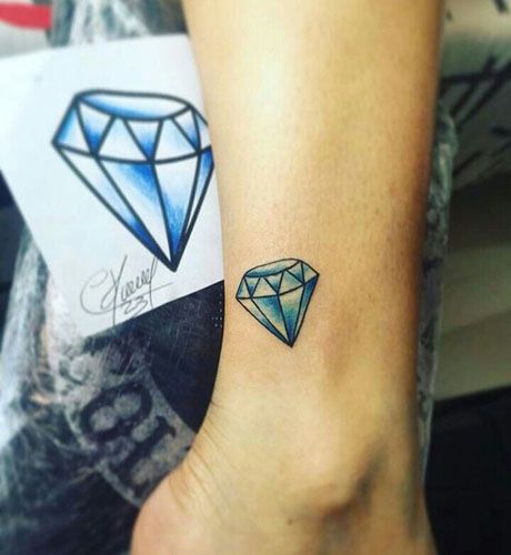 Diamante Tattoo, Diamond Crown Tattoo, Traditional Diamond Tattoo, Black Diamond Tattoos, Small Diamond Tattoo, Diamond Tattoo Designs, Diamond Tattoo, Vegas Tattoo, Gem Tattoo