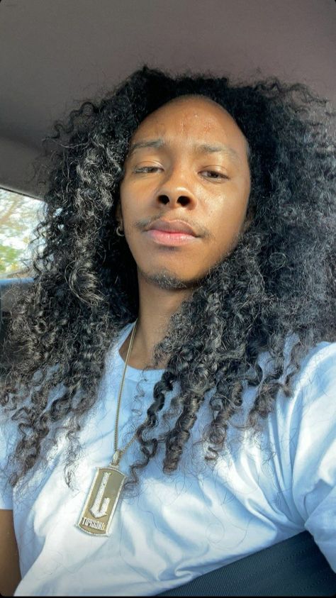 Ray Ray Mindless Behavior, Boys Haircuts Long Hair, Boy Haircuts Long, Mindless Behavior, Light Skin Men, Alcohol Aesthetic, Black Men Hairstyles, Cute Rappers, Natural Hair Updo