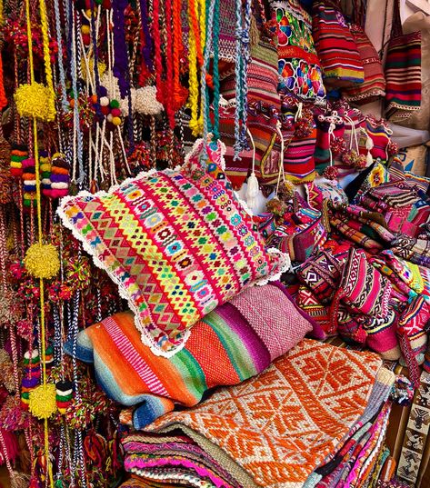 We love these colors ❤️ Your home is your most sacred space, and filling it with items that carry history adds a unique touch. Our handmade home decor from Cusco is crafted with love and tradition, bringing a piece of Peruvian culture into your home. 🌿✨ #HandmadeWithLove #Cusco #HomeDecor #SupportSmallBusiness #InteriorDesign Brett Maverick, Peruvian Decor, Peruvian Culture, Dream Room Inspiration, My Heritage, Sacred Space, Handmade Home Decor, Handmade Home, Dream Room