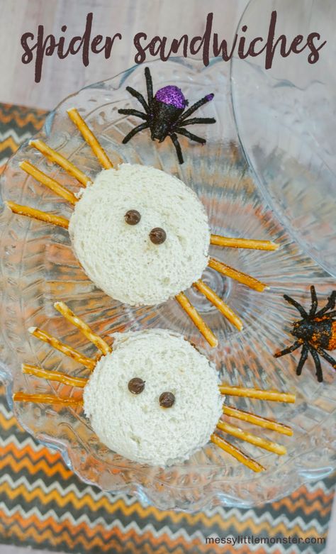 Spider Sandwiches, Halloween Themed Snacks, Easy Halloween Snacks, Halloween Lunch, Activity For Preschoolers, Halloween Snack, Halloween Treats For Kids, Food Art For Kids, Fall Snacks