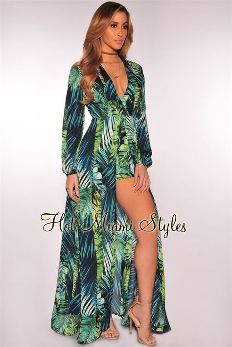 Havana Nights Party, Dress Nigth, Black Bell Sleeve Dress, Kim Kardashian Dresses, Havana Nights, Night Club Dress, Maxi Romper, Dress Party Night, Hot Miami Styles