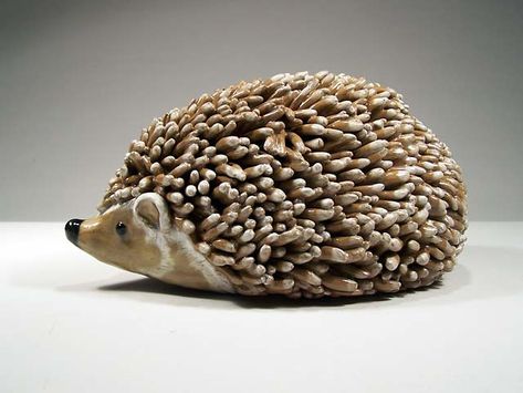 Hedgehog Clay Sculpture, Hedgehog Pottery, Pottery Hedgehog, Clay Hedgehog, Hedgehog Garden, Sculpture Animal, Elephant Carving, Pottery Animals, Sculpture Ceramic