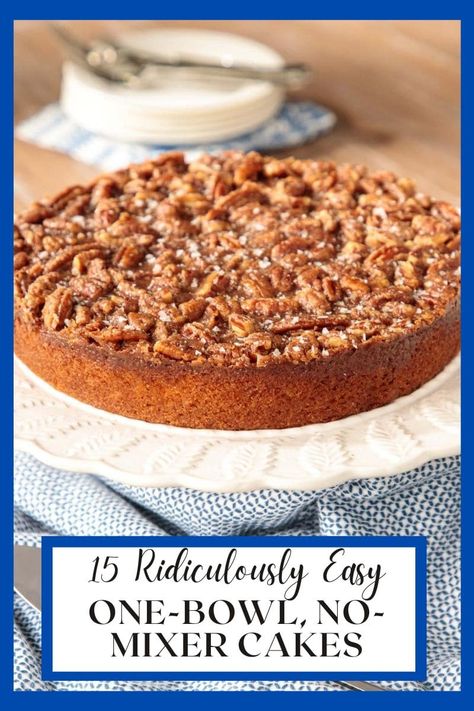 15 ridiculously easy cake recipes to make you look like a kitchen rockstar! These delicious cakes are perfect for any occasion. #ridiculouslyeasy #easycakerecipe #bestcakerecipe via @cafesucrefarine One Bowl Cakes, One Bowl Cake Recipes, One Bowl Cake, Chocolate Yogurt Cake, Churro Cake, Adorable Desserts, Almond Coconut Cake, Poppy Seed Cake Recipe, Cafe Cakes