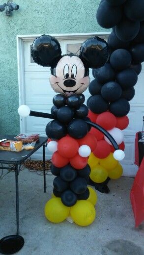 Mickey Mouse balloon column Mickey Mouse Balloon, Balloon Figures, Mickey Mouse Balloons, Mickey Mouse Birthday Party, Birthday Shoot, Mouse Birthday, Balloon Columns, Mickey Mouse Birthday, Birthday Balloons