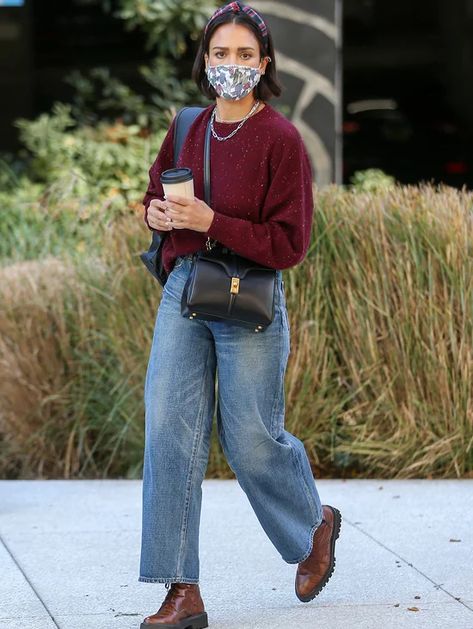 Burgundy Sweater Outfit, Back To Blonde, Jessica Alba Casual, Jessica Alba Outfit, Combat Boot Outfit, Burgundy Knit Sweater, Jessica Alba Style, Most Popular Shoes, Burgundy Outfit