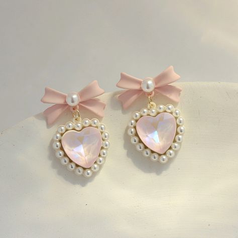 Pearl Coquette, Princess Earrings, Coquette Girl, Sweet Earrings, Heart Earring, Spring Accessories, Spring Jewelry, Pink Girly Things, Royal Princess