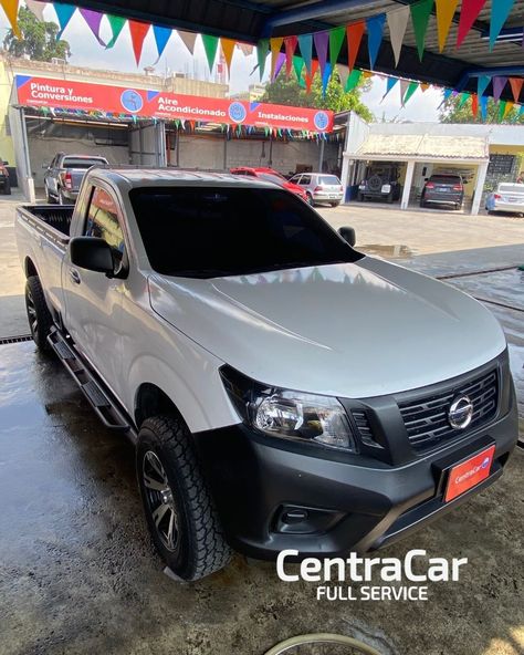 Centracar on Instagram: “Instalación de estribos a Nissan NP300 📞 2410 8800 💬 3678 2024 📍 Avenida Hincapié 20-15 zona 13 #centracar #offroad #4x4 #accesorios4x4…” Nissan Np300, Offroad 4x4, Nissan, Suv Car, Suv, Trucks, Vehicles, On Instagram, Instagram