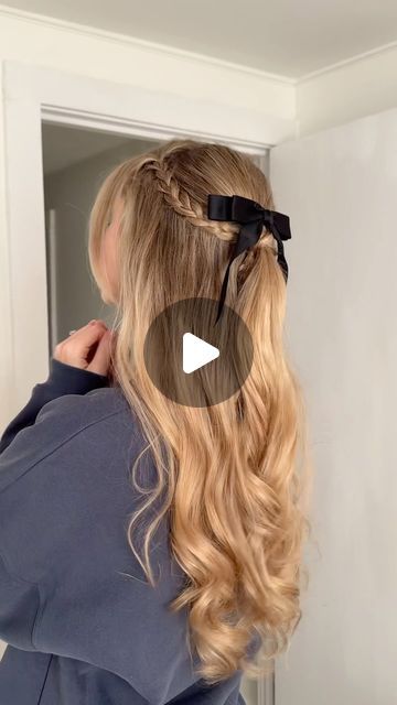 bayleigh barnes on Instagram: "a fun half up for day 14 🎀☺️❄️  #easyhairstyles #christmashair #hairstyleinspo" Easy Half Up Half Down, Fun Half Up Half Down Hairstyles, Cute Half Up Half Down Hairstyles, Easy Half Up Half Down Hair, Hair Styles Kids, Half Up Hairstyle, Half Up Half Down Hairstyles, Peinados Fáciles Para Cabello Corto, Christmas Hair