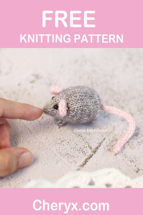 Knitting Bear, Bunny Knitting Pattern, Diy Crochet Flowers, Knitted Stuffed Animals, Knitting Toy, Handmade Tutorial, Miniature Knitting, Knitted Doll Patterns, Knitting Hacks