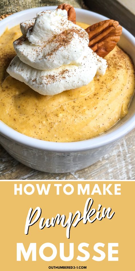 Pumpkin Moose, Pumpkin Mousse Recipe, Cold Sweets, Mouse Recipes, Moose Recipes, Pumpkin Soup Healthy, Refrigerated Desserts, Maple Whipped Cream, Mousse Cups