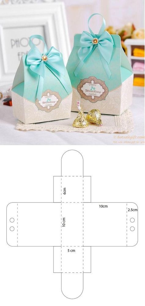 Cricut Gift Boxes, Diy Gift Box Template, Paper Box Diy, Paper Box Template, Idee Cricut, Packaging Template, Gift Box Template, Paper Boxes, Origami Box