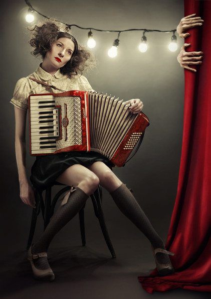 Circus Fashion, Pierrot Clown, Circus Aesthetic, Dark Circus, Night Circus, Circus Art, The Circus, Vintage Circus, Poses References