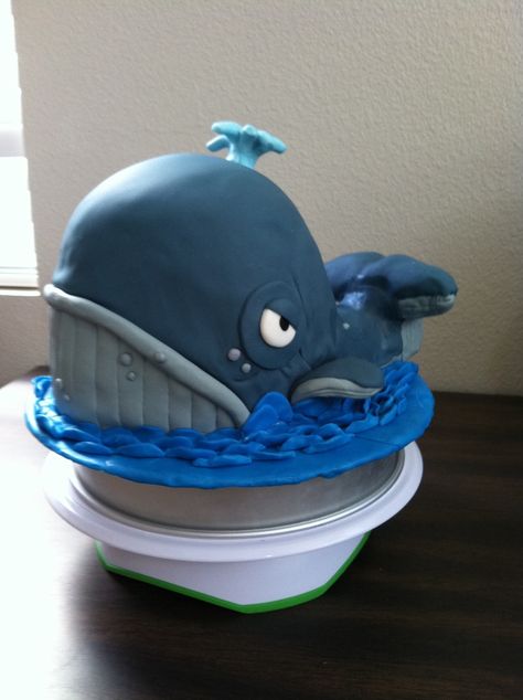 Whale Cake - CakeCentral.com Whale Cake Topper, Joey Birthday, Whale Cake, Whale Cakes, Whale Party, 1st Bday Cake, Bts Cake, Whale Theme, 18th Cake