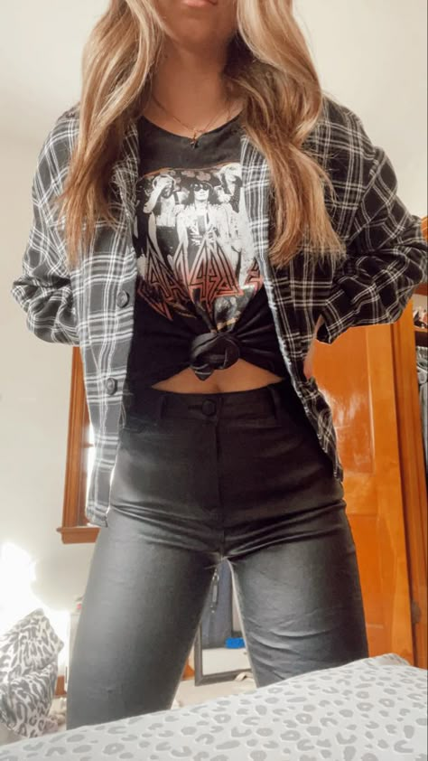 Half Alive Concert Outfit, Concert Outfit With Leather Pants, Beartooth Concert Outfit, Live Music Bar Outfit, Simple Rock Concert Outfit, Jack Harlow Concert Outfit Ideas, Tool Concert Outfit Ideas, Shinedown Concert Outfit Ideas, Theory Of A Deadman Concert Outfit