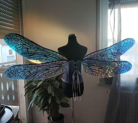 Wings Inspiration, Green Fairy Wings, Fairy Wings Costume, Pixie Wings, Male Fairy, Cosplay Wings, Ren Faire Costume, Diy Wings, Dragonfly Wings