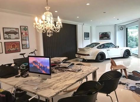 Surf Style Home, Office With A View, Instagram Office, Snow Vehicles, Garage Loft, Cool Garages, Garage Style, Winter Driving, Luxury Garage