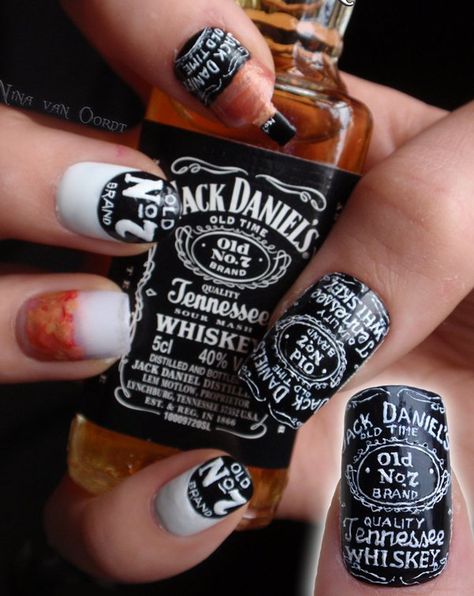 Jack Daniel’s nails - 50 Mind Blowing Designs of Nail Art  <3 <3 Festa Jack Daniels, Whiskey Girls, Uncle Jack, Whiskey Girl, Country Nails, Jack Daniel, Black Jack, Jack Daniels Whiskey, Drinking Humor