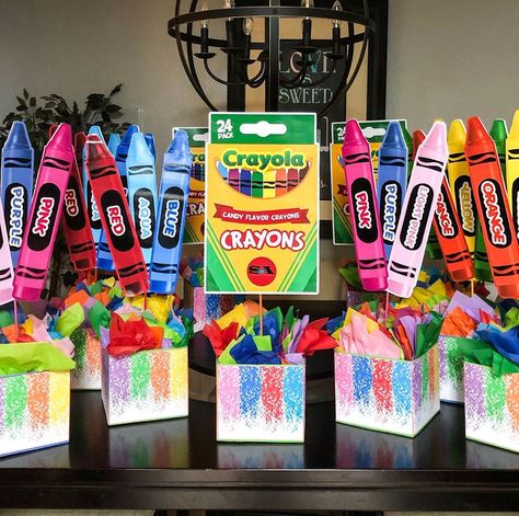 Crayola Centerpiece Ideas, Crayon Birthday Party, School Centerpieces, Teacher Graduation Party, Crayola Party, Crayola Birthday Party, Crayon Birthday Parties, Preschool Graduation Party, Crayon Party