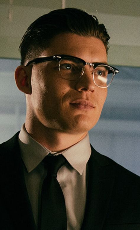 Zane Holtz Boys With Glasses, Richie Gecko, Zane Holtz, Brant Daugherty, Rafael Miller, Older Mens Hairstyles, From Dusk Till Dawn, Hairstyles With Glasses, Dusk Till Dawn