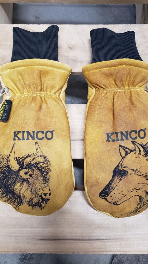 Kinco Mitten Art, Kinco Glove Art, Cowboy Aesthetic, Gloves Design, Creating Artwork, Ceramics Projects, Simple Way, Leather Glove, Snowboarding