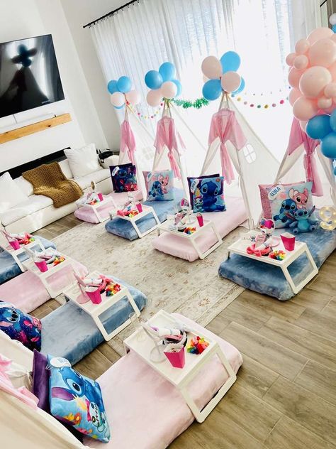 Stitch Theme Sleepover, Stitch Slumber Party, Stitch Sleepover Ideas, Lilo And Stitch Sleepover, Stitch Sleepover Party, Stitch 10th Birthday, Stitch Birthday Party Ideas Decoration, Stitch Decorations Party, Lilo And Stitch Birthday Party Ideas