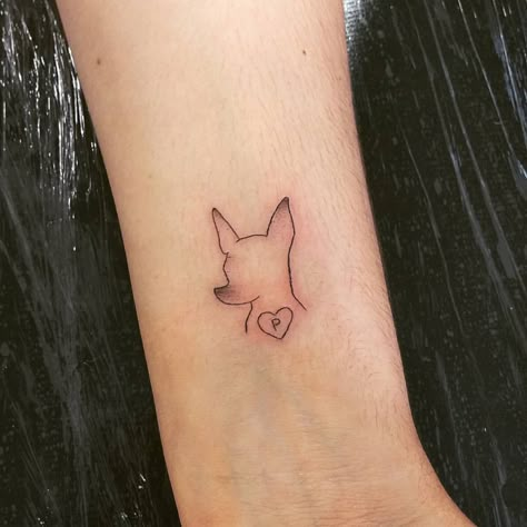 Dog Tattoo Ideas Chihuahua, Chihuahua Silhouette Tattoo, Mini Pinscher Tattoo, Dog Tattoo Chihuahua, Chihuahua Tattoo Minimalist, Chihuahua Tattoo Outline, Chihuahua Tattoos, Pet Portrait Tattoos, Chihuahua Tattoo