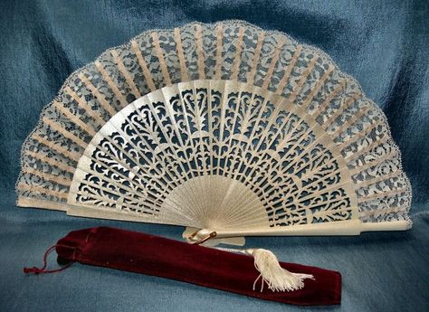 Spanish Hand Fans | Spanish Hand Fan Spanish Hand Fan, Chinese Fans, Antique Fans, Group Picture, Japanese Fan, Vintage Fans, Hand Fans, Pretty Hands, Hand Held Fan