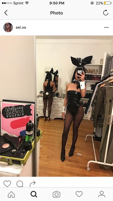 Halloween Rave Outfits, Playboy Bunny Costume, Halloween Rave, Bunny Halloween Costume, Classy Halloween Costumes, Hot Halloween Outfits, Pretty Halloween Costumes, Couples Halloween Outfits, Halloween Party Outfits