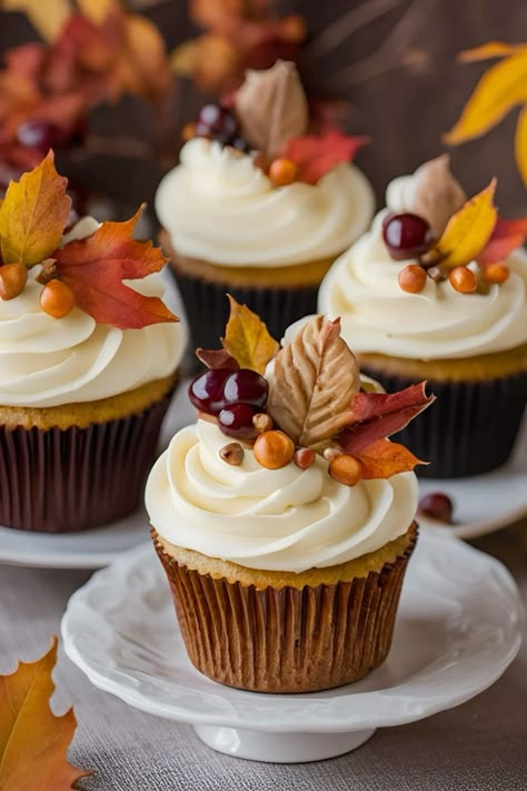 Fall Themed Wedding Dessert Table, Fall Wedding Small Cake, Fall Wedding Treats, Autumn Wedding Food Ideas, Fall Wedding Dessert Ideas, Colorful Wedding Cupcakes, Autumn Dessert Table, Wedding Cupcakes Fall, Autumn Wedding Cupcakes