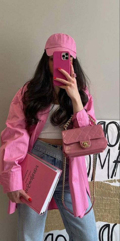 Pink Cap Outfit, Cap Outfits For Women, Smart Casual Women Outfits, Pink Fur Coat, Baseball Cap Outfit, Smart Casual Women, Tight Dress Outfit, Cute Birthday Pictures, Cap Outfit