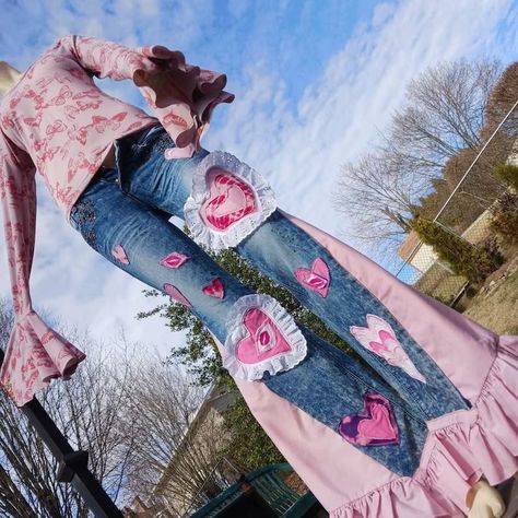 Valentine's Day Gift Bell Bottoms Retro Flare Pants Upcycled Patchwork Denim Heart Eyelet Lace Pink Floral Love Gifts Embellished - Etsy Patchwork Outfit, Patchwork Denim, Patchwork Jeans, Denim Patchwork, Womens Jeans, Eyelet Lace, Really Cute Outfits, Kawaii Clothes, Character Outfits